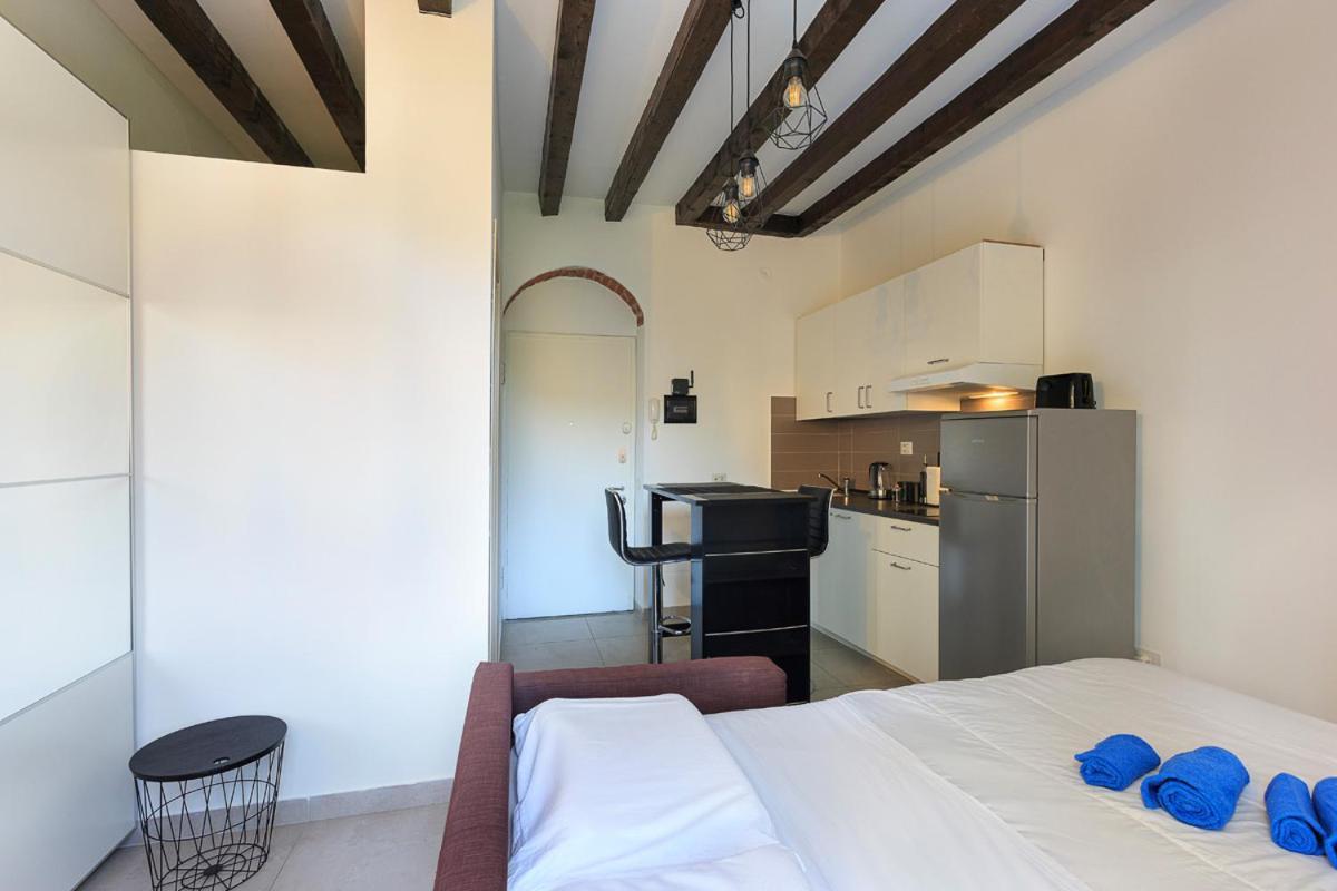 Ferienwohnung Superb Loft NavigliComfy&Relax Mailand Exterior foto